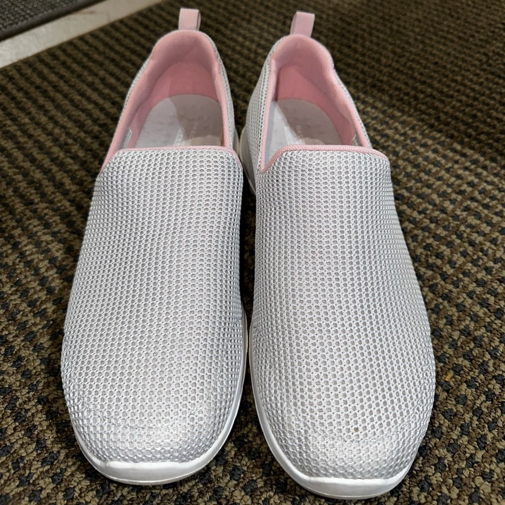 Skechers GO WALK
